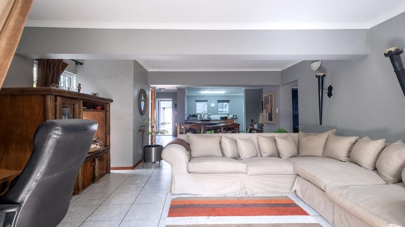 4 Bedroom Property for Sale in Milnerton Ridge Western Cape